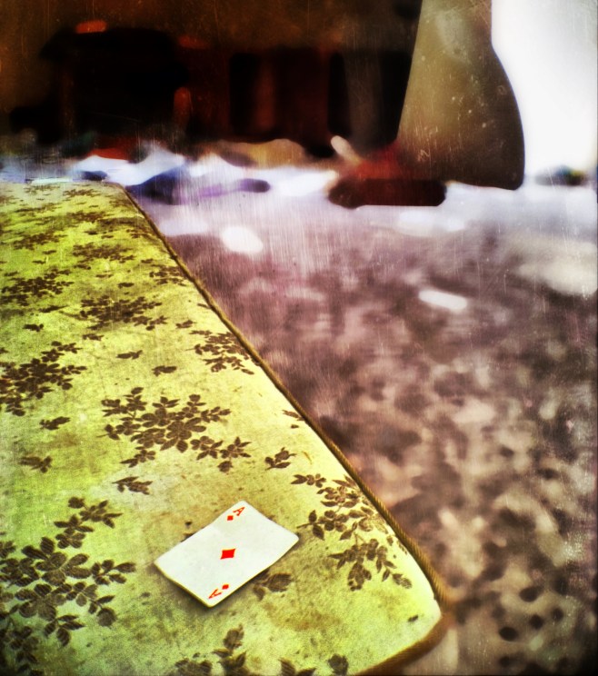 Nobody believes me, but I've got a winning hand...